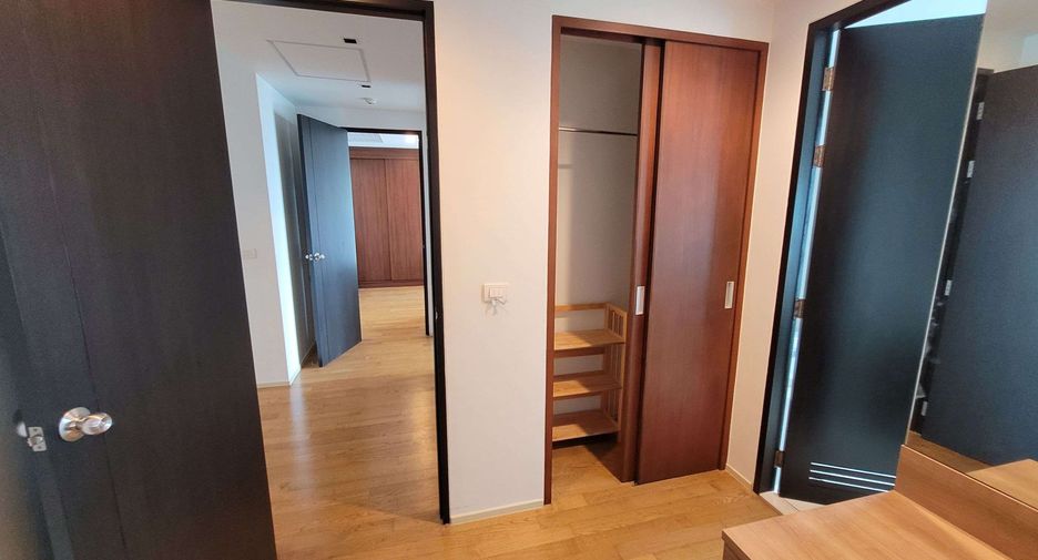 Wohnung zur Miete mit 3 Zimmer in Khlong Toei, Bangkok