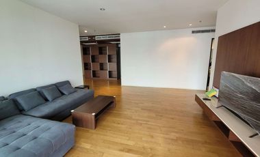 Wohnung zur Miete mit 3 Zimmer in Khlong Toei, Bangkok