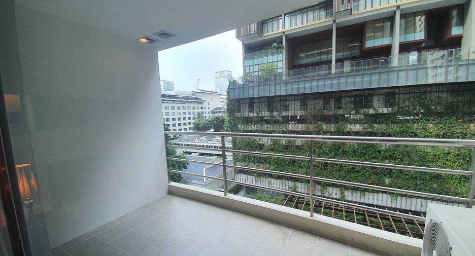 Wohnung zur Miete und zum Kauf mit 1 Zimmer in Pathum Wan, Bangkok