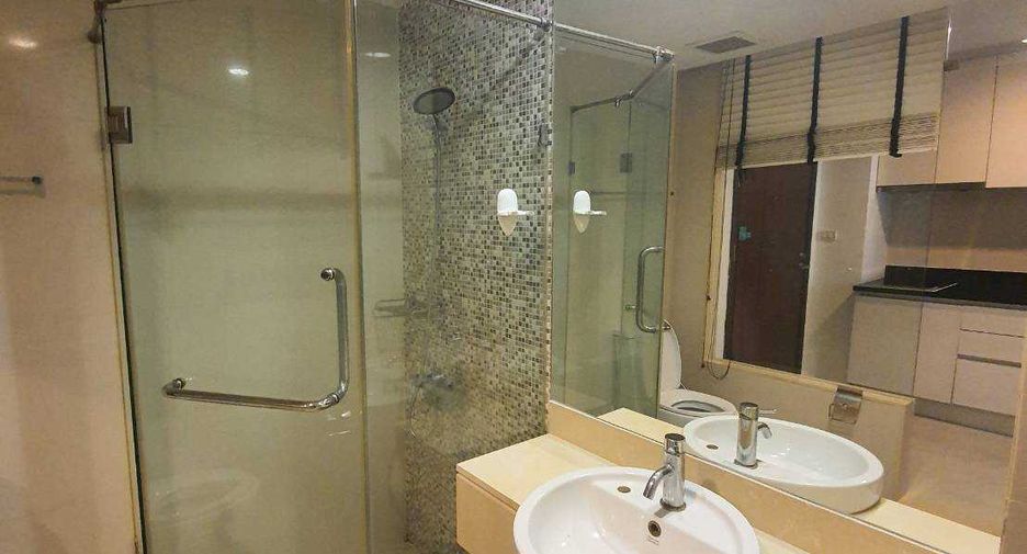Wohnung zur Miete und zum Kauf mit 1 Zimmer in Pathum Wan, Bangkok