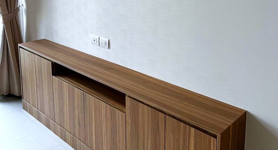 Wohnung zur Miete mit 2 Zimmer in Pathum Wan, Bangkok