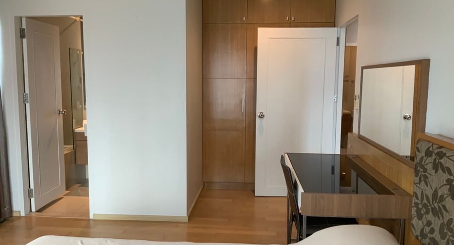 For rent and for sale 2 bedrooms condo in Khlong Toei, Bangkok