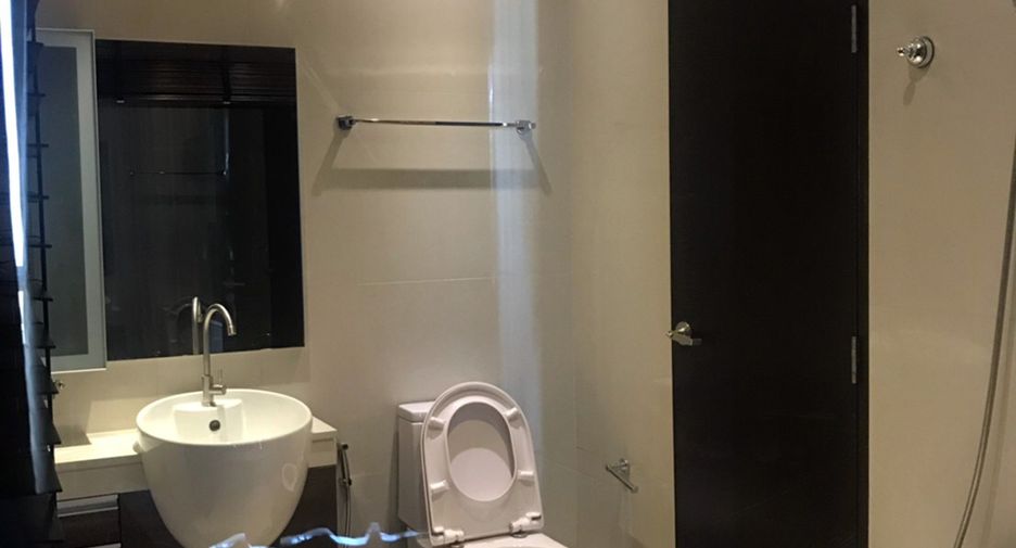 Wohnung zur Miete mit 2 Zimmer in Khlong Toei, Bangkok