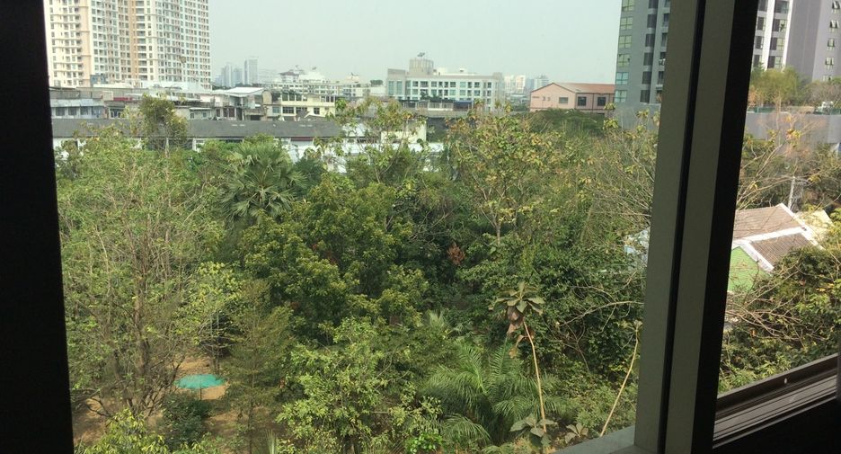 ให้เช่า และ ขาย 2 ห้องนอน คอนโด ใน คลองเตย, กรุงเทพฯ