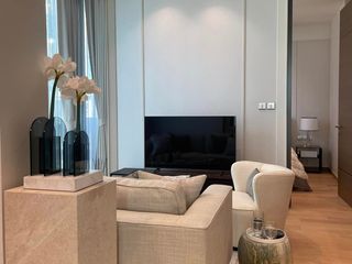 Condo en alquiler de 2 habitaciones en Pathum Wan, Bangkok