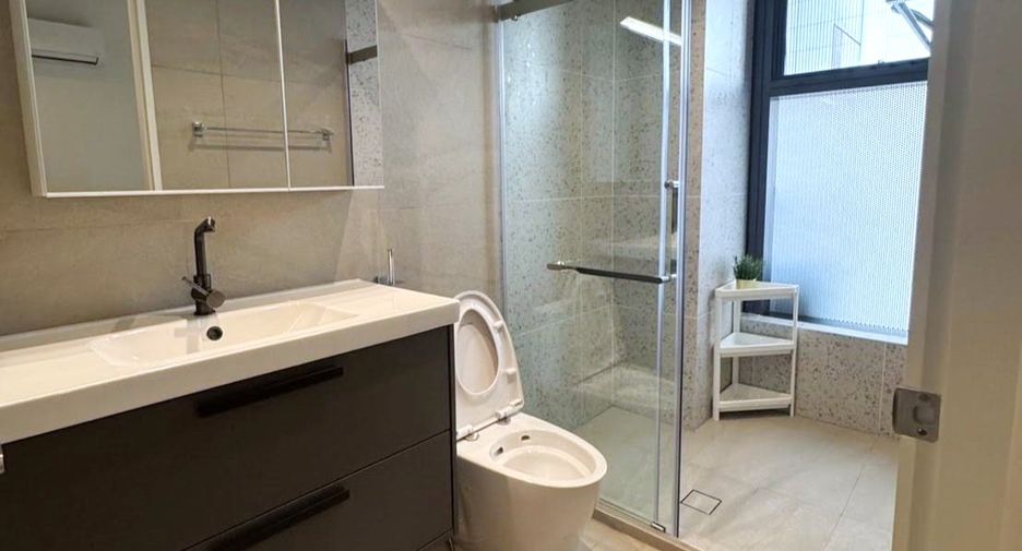 Condo en alquiler de 2 habitaciones en Sathon, Bangkok