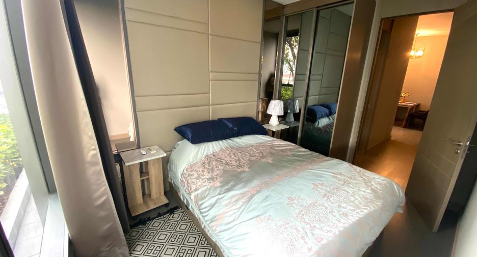For rent 2 bedrooms condo in Watthana, Bangkok