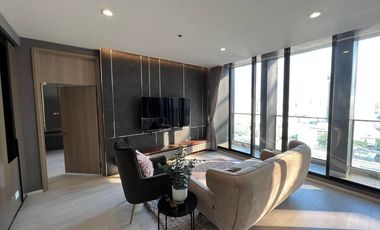 For rent 2 bedrooms condo in Pathum Wan, Bangkok