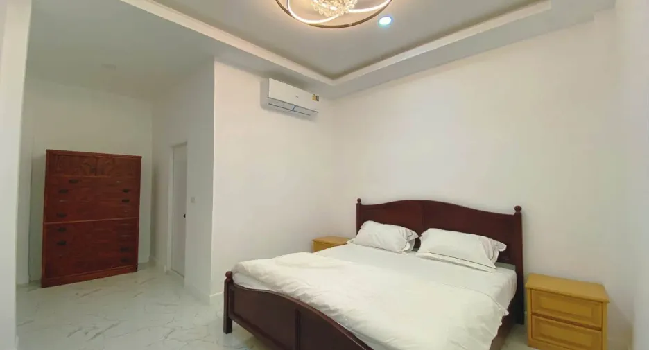 Haus zur Miete mit 4 Zimmer in Bang Lamung, Chonburi