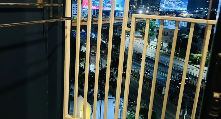 Продажа 1 кровать кондо в Чатучак, Бангкок