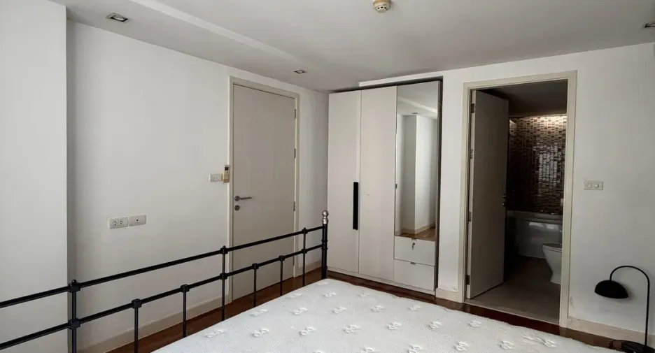 À vendre 2 chambres condo à Watthana, Bangkok