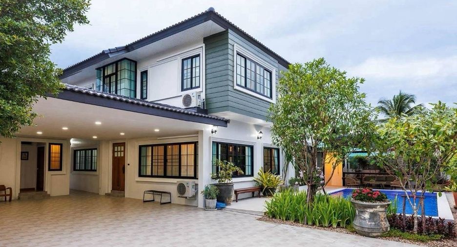 For rent 5 bedrooms house in Mueang Chiang Mai, Chiang Mai