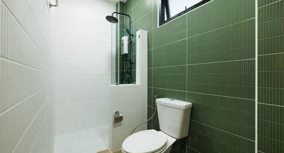For rent 5 bedrooms house in Mueang Chiang Mai, Chiang Mai