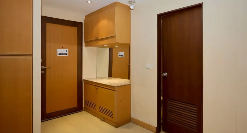 Condo en alquiler de 2 habitaciones en Mueang Chiang Mai, Chiang Mai