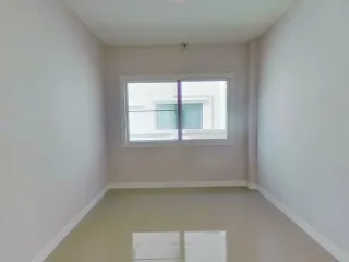 Casa en venta de 4 habitaciones en San Sai, Chiang Mai
