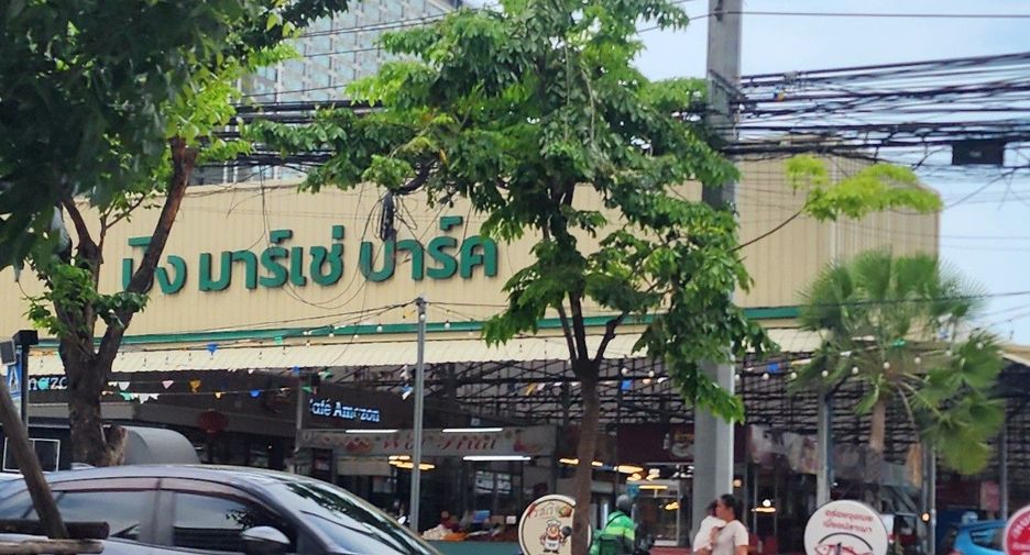 For sale 2 bedrooms condo in Bang Na, Bangkok
