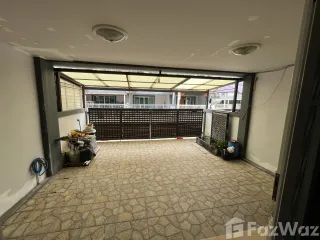 For sale and for rent 4 bedrooms townhouse in Mueang Nonthaburi, Nonthaburi
