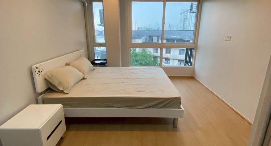 À louer 2 chambres condo à Chatuchak, Bangkok