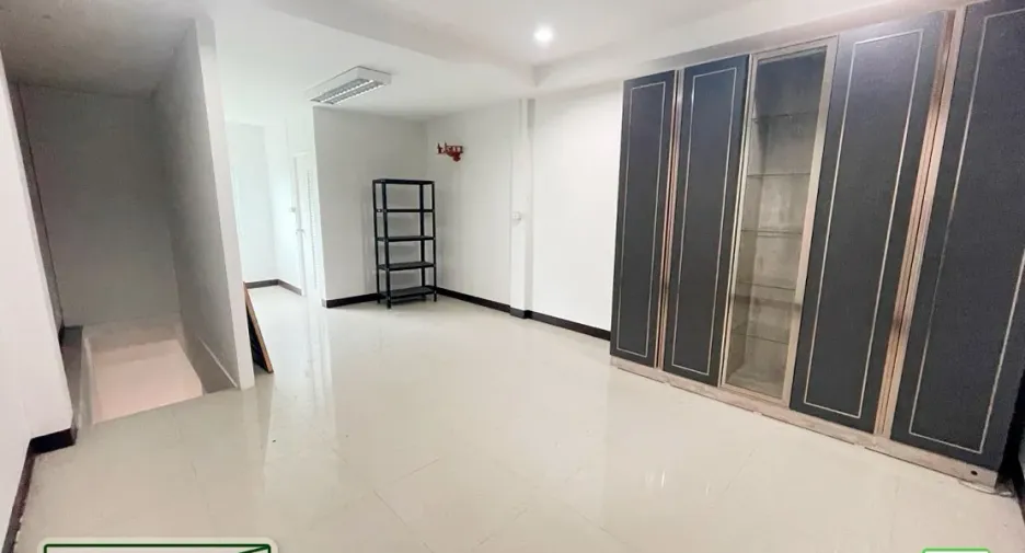 Продажа 2 спальни дом в Mueang Uttaradit, Уттарадит