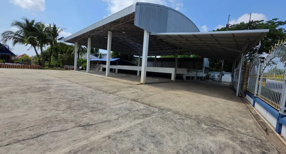 Haus zum Kauf mit 4 Zimmer in Mueang Chanthaburi, Chanthaburi