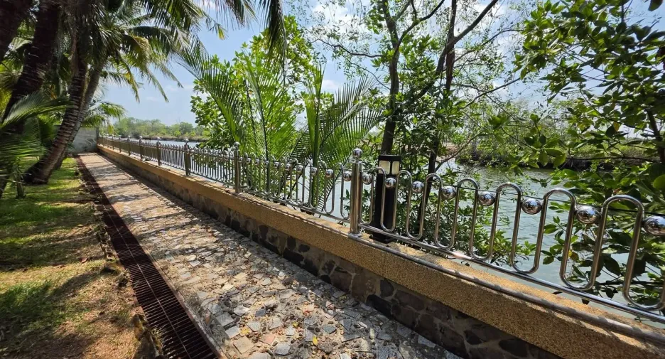Haus zum Kauf mit 4 Zimmer in Mueang Chanthaburi, Chanthaburi
