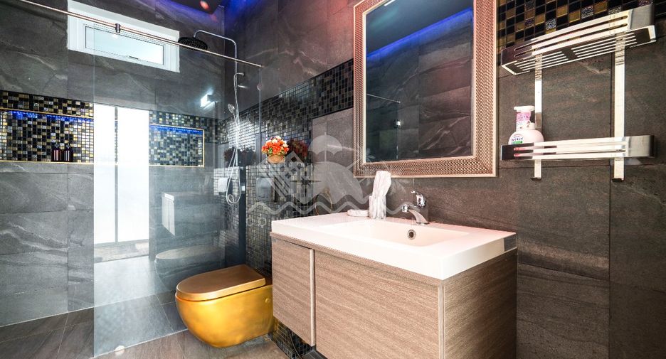 Casa en venta de 5 habitaciones en Huay Yai, Pattaya