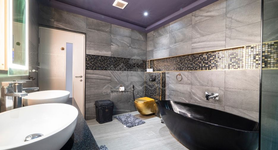 Casa en venta de 5 habitaciones en Huay Yai, Pattaya
