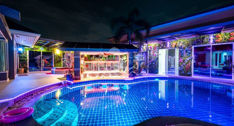 Casa en venta de 5 habitaciones en Huay Yai, Pattaya