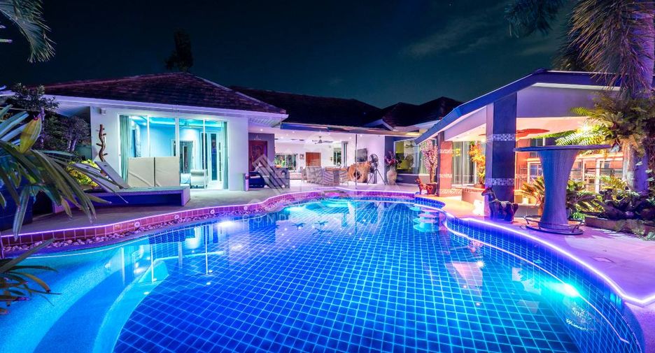 Casa en venta de 5 habitaciones en Huay Yai, Pattaya