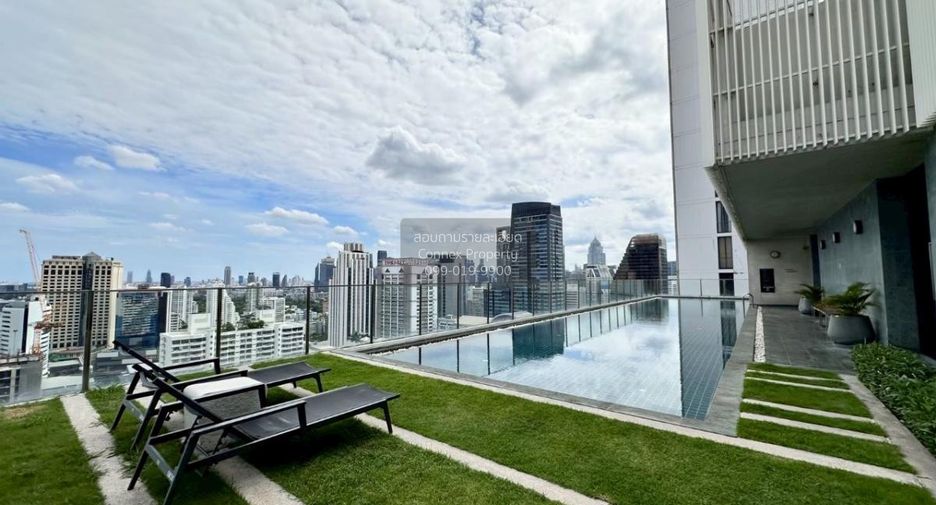 À louer 2 chambres condo à Watthana, Bangkok