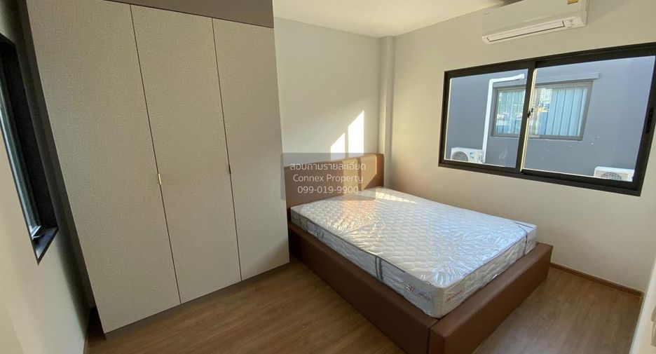 For rent 3 bedrooms townhouse in Bang Phli, Samut Prakan