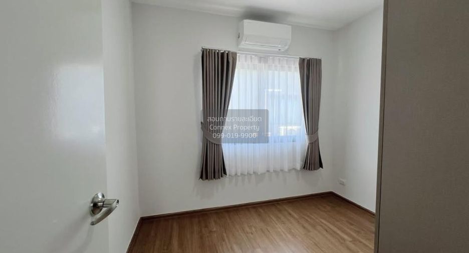 For rent 3 bedrooms townhouse in Bang Phli, Samut Prakan