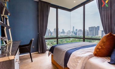 For rent 2 bedrooms condo in Pathum Wan, Bangkok