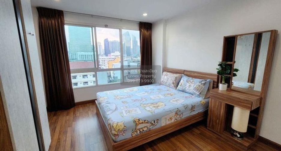 For rent 2 bedrooms condo in Huai Khwang, Bangkok