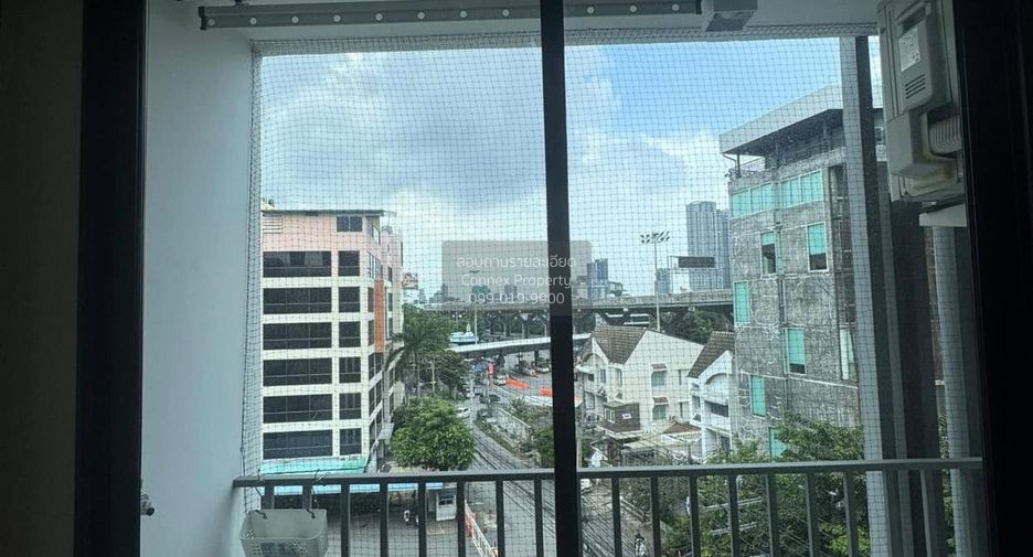 For rent 2 bedrooms condo in Bang Na, Bangkok