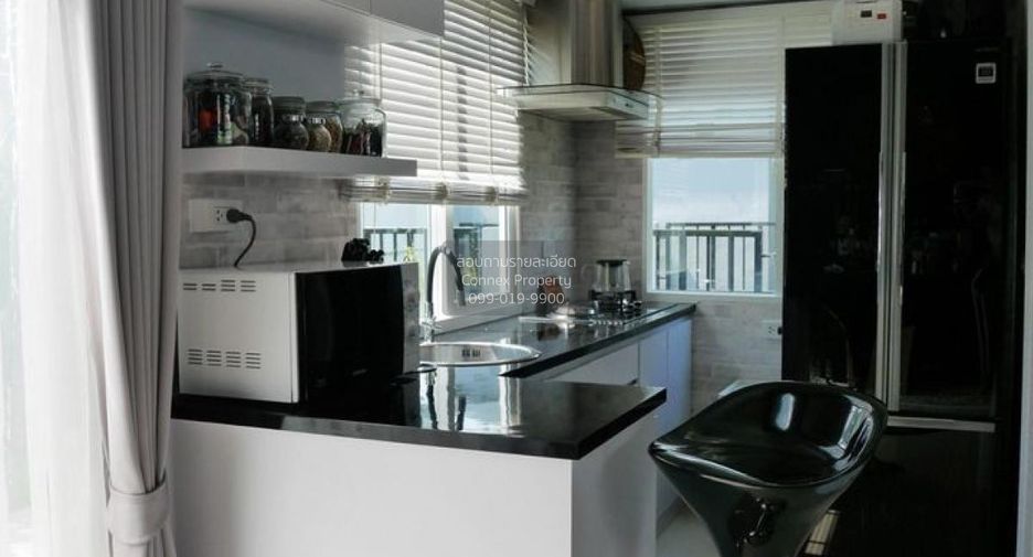 For rent 3 bedrooms townhouse in Bang Phli, Samut Prakan