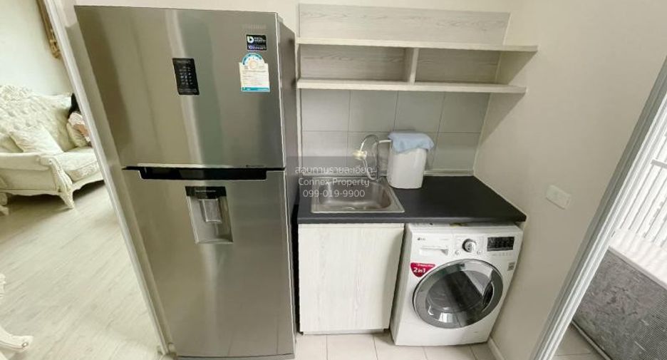 For rent 2 bedrooms condo in Thon Buri, Bangkok