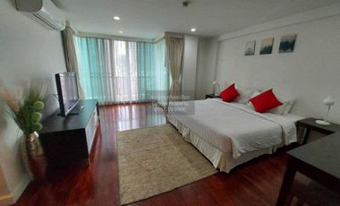 For rent 4 bedrooms condo in Sathon, Bangkok