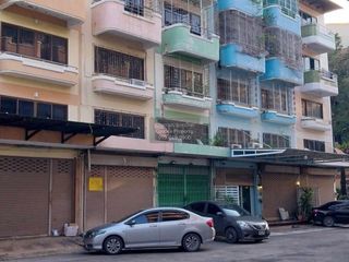 Local comercial en alquiler de 3 habitaciones en Pathum Wan, Bangkok