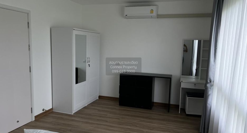 For rent 3 bedrooms townhouse in Saphan Sung, Bangkok