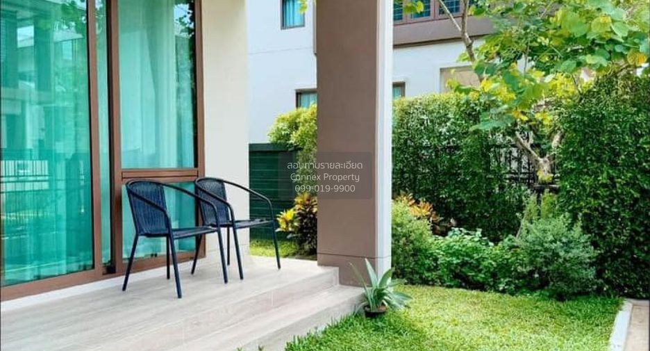 For rent 4 bedrooms house in Bang Kapi, Bangkok
