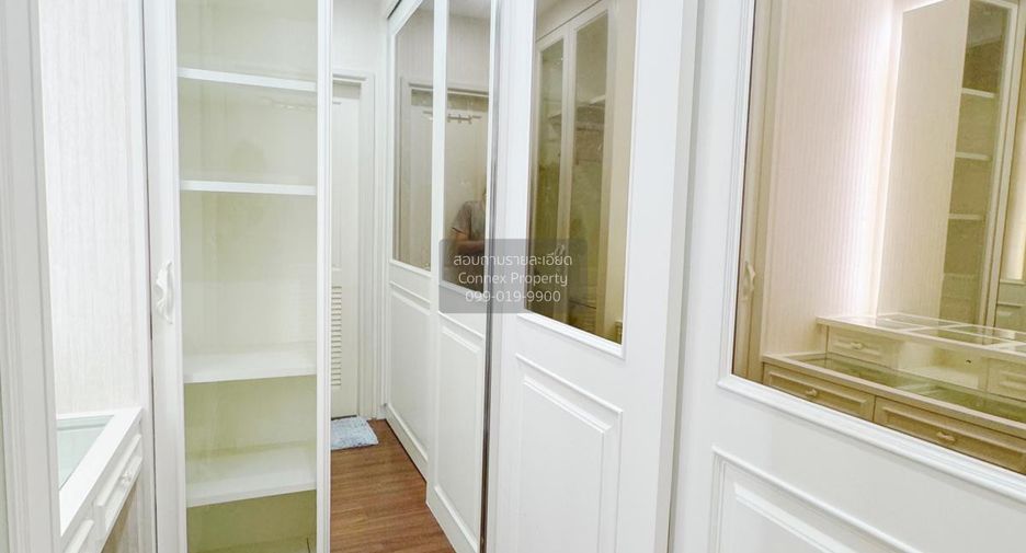 Reihenhaus zur Miete mit 3 Zimmer in Phra Khanong, Bangkok