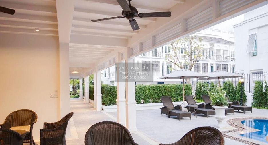 Reihenhaus zur Miete mit 3 Zimmer in Phra Khanong, Bangkok