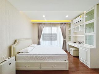 Reihenhaus zur Miete mit 3 Zimmer in Phra Khanong, Bangkok