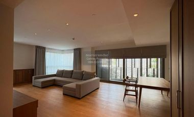 For rent 2 bedrooms condo in Yan Nawa, Bangkok