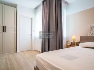 For rent 3 bedrooms townhouse in Saphan Sung, Bangkok