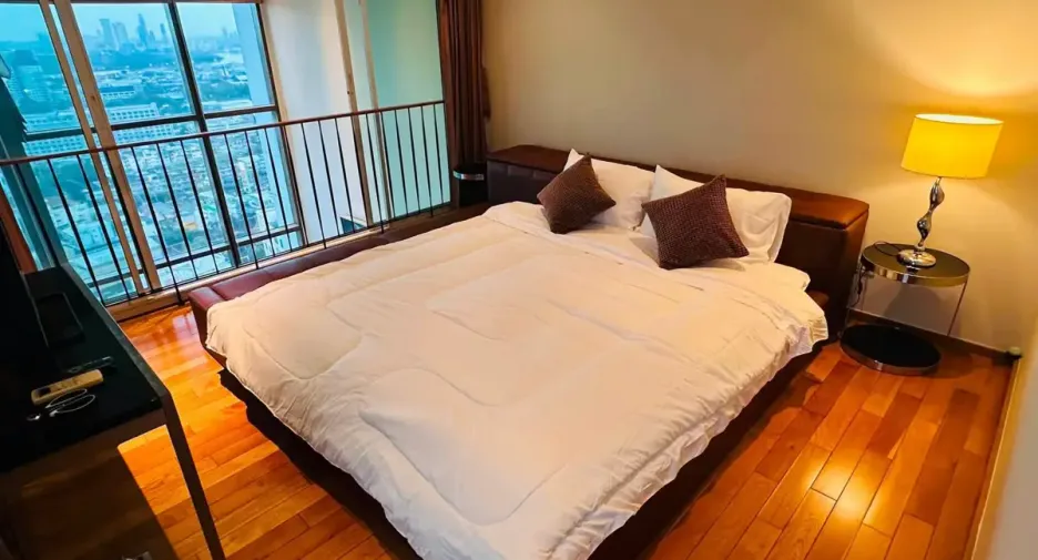 For rent 1 bed condo in Khlong Toei, Bangkok