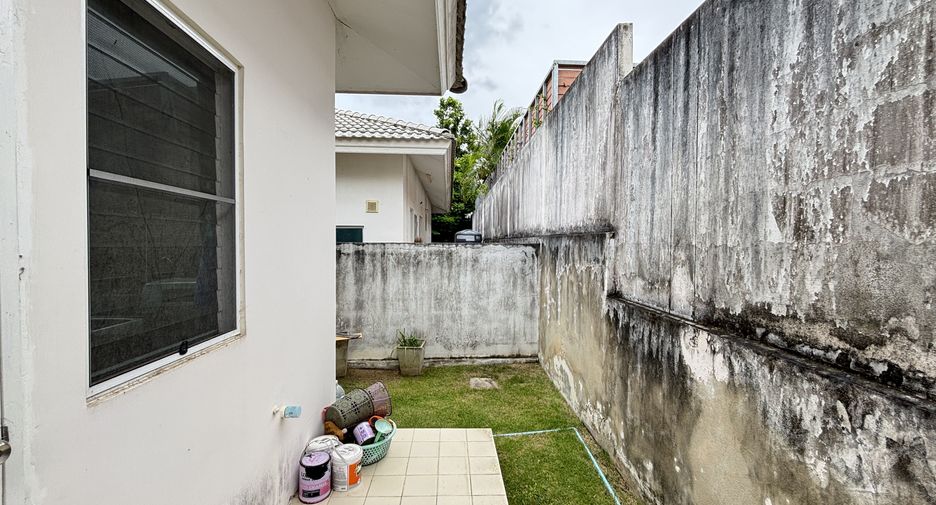 For sale 3 bedrooms house in Hua Hin, Prachuap Khiri Khan