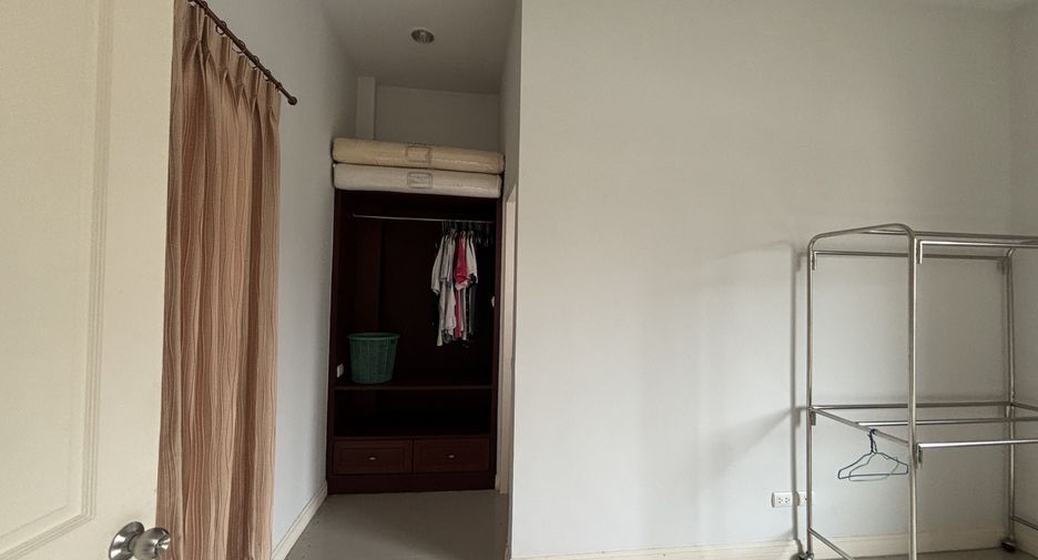 For sale 3 bedrooms house in Hua Hin, Prachuap Khiri Khan