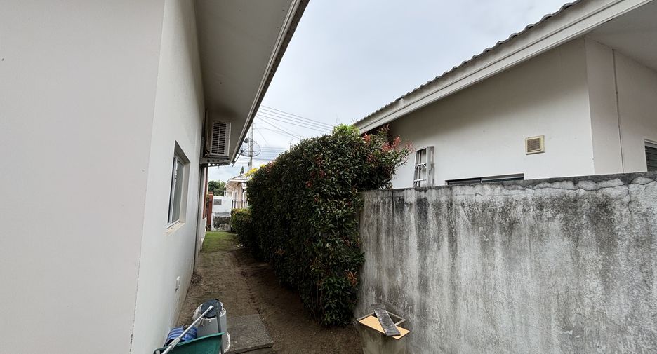 For sale 3 bedrooms house in Hua Hin, Prachuap Khiri Khan